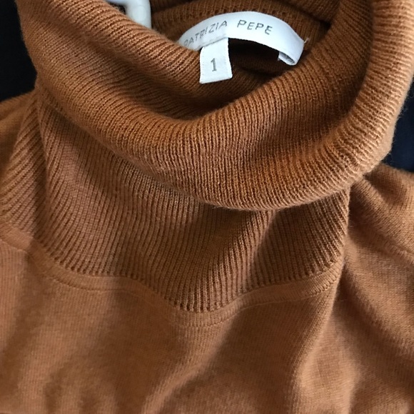 Patrizia Pepe Turtleneck - Picture 7 of 9